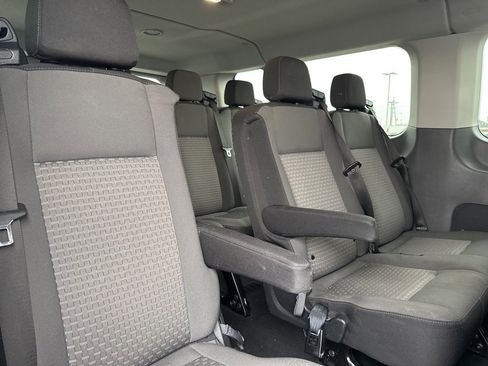 Used 2023 Ford Transit 350 XLT image 20