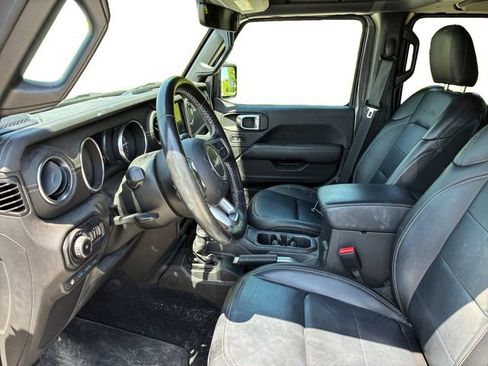Used 2021 Jeep Wrangler Unlimited Sahara w/ Cold Weather Group AWD/4WD image 11