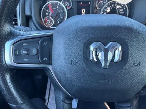 Certified 2025 RAM 2500 Tradesman AWD/4WD image 33