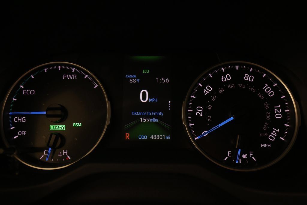 Used 2022 Toyota RAV4 SE AWD/4WD image 18