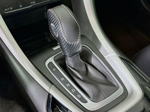 Used 2013 Ford Fusion SE image 18