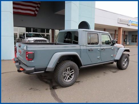 New 2026 Jeep Gladiator Mojave image 7