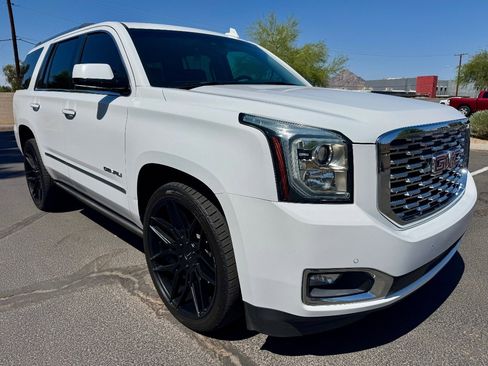 Used 2018 GMC Yukon Denali w/ Denali Ultimate Package AWD/4WD image 4