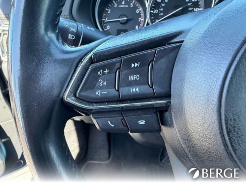 Used 2017 MAZDA CX-5 Touring image 18