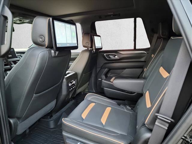 Used 2021 GMC Yukon AT4 w/ AT4 Premium Plus Package AWD/4WD image 14