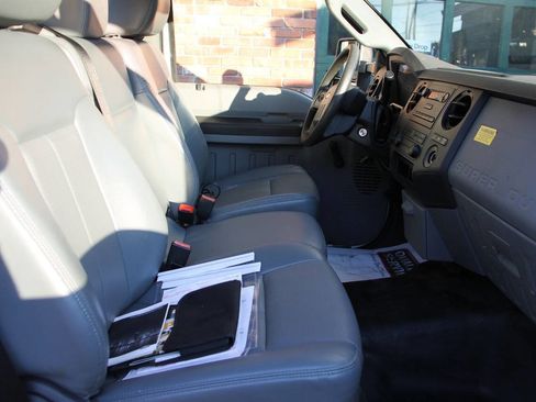 Used 2016 Ford F250 XL image 33