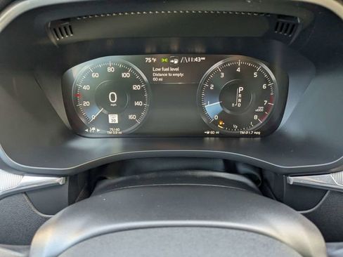 Used 2019 Volvo XC60 T6 R-Design w/ Protection Package Premier AWD/4WD image 27