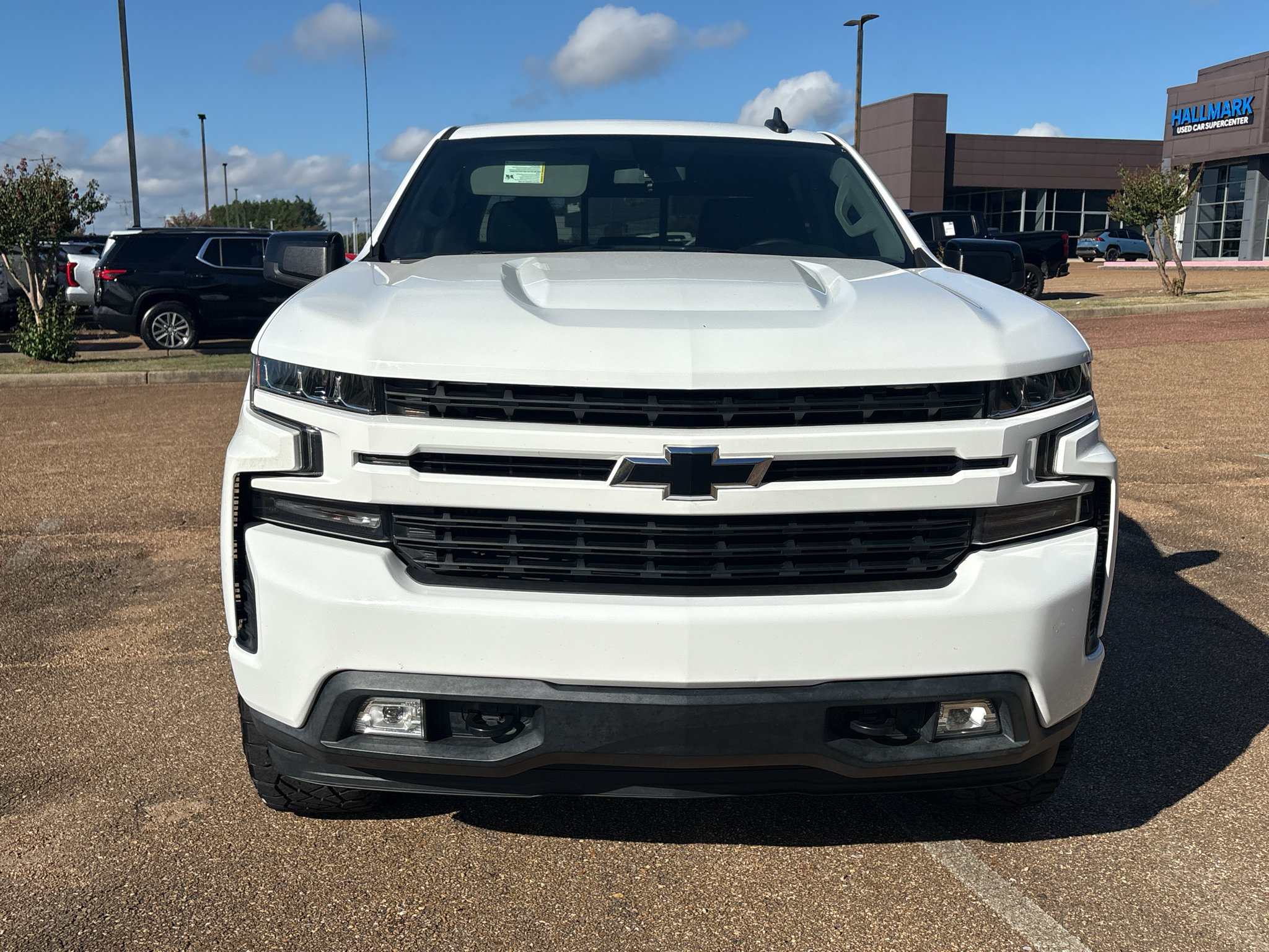 Used 2019 Chevrolet Silverado 1500 RST AWD/4WD image 2