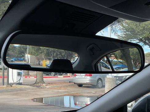 Used 2025 Toyota Camry LE image 26