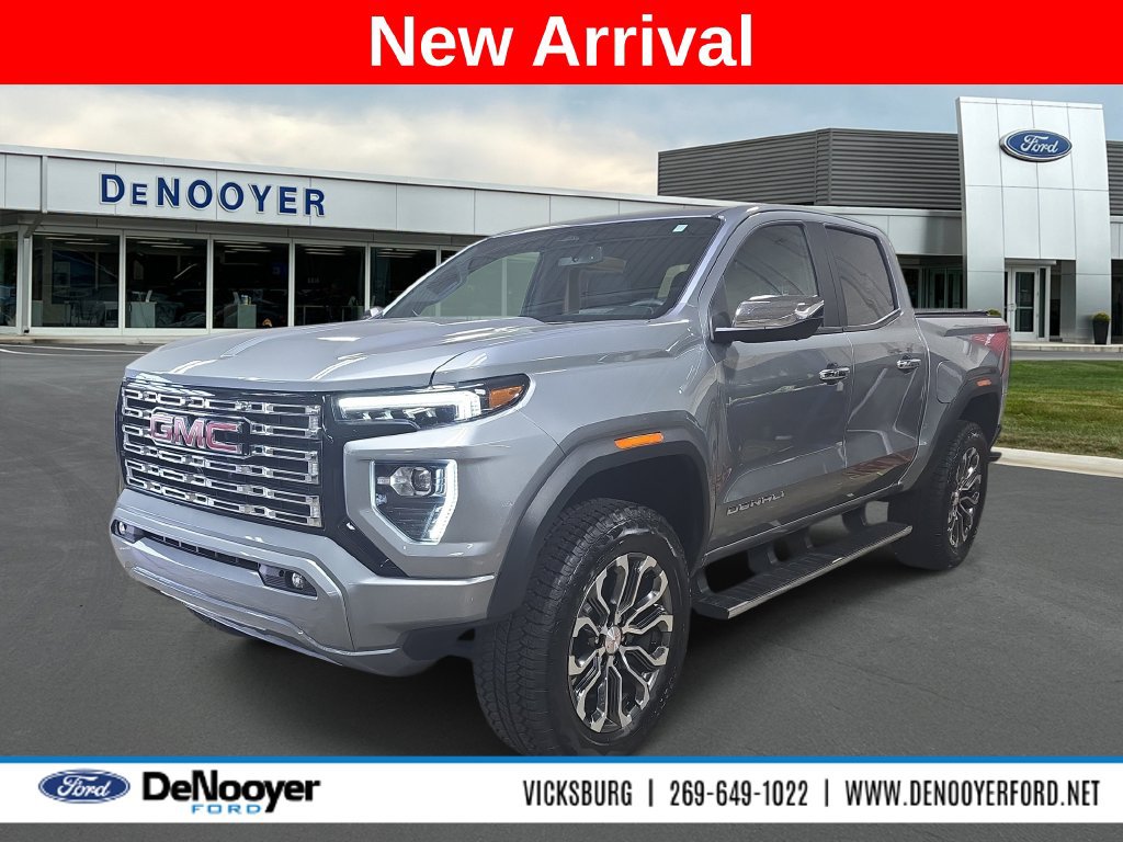 Used 2026 GMC Canyon Denali AWD/4WD image 1
