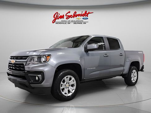Used 2022 Chevrolet Colorado LT w/ Safety Package AWD/4WD image 3