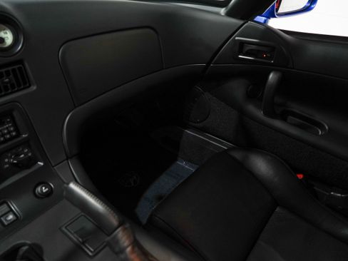 Used 1997 Dodge Viper GTS RWD image 33