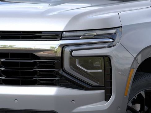 New 2026 Chevrolet Suburban LS AWD/4WD image 10