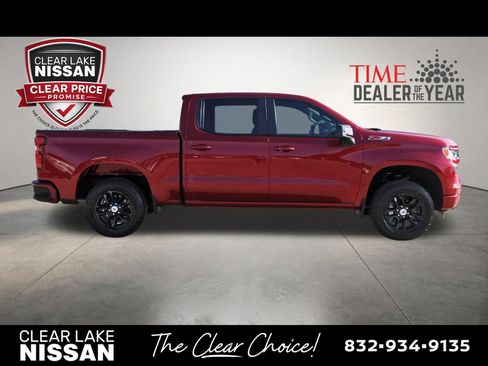 Used 2024 Chevrolet Silverado 1500 RST w/ Z71 Off-Road Package AWD/4WD image 8