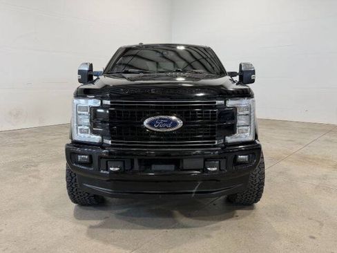 Used 2017 Ford F350 Platinum w/ Platinum Ultimate Package AWD/4WD image 3