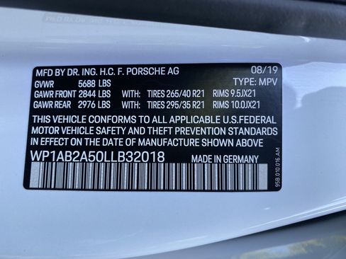 Used 2020 Porsche Macan S AWD/4WD image 36