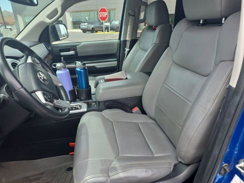 Used 2016 Toyota Tundra Limited w/ Limited Premium Package AWD/4WD image 7