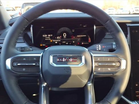 New 2026 GMC Acadia Elevation image 27