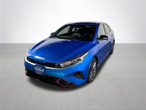 Used 2023 Kia Forte GT-Line w/ GT-Line Premium Package FWD image 2