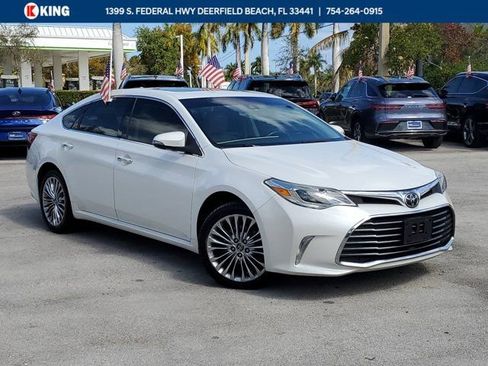Used 2018 Toyota Avalon image 1