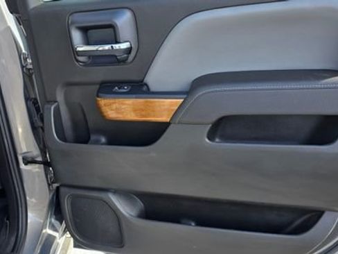 Used 2017 Chevrolet Silverado 1500 LTZ w/ LTZ Plus Package image 12