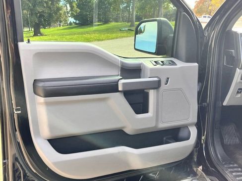 Used 2019 Ford F150 XLT w/ Equipment Group 302A Luxury image 14