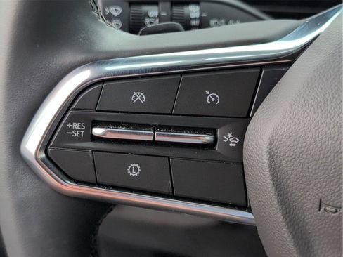 Used 2025 Chevrolet Tahoe LS image 25