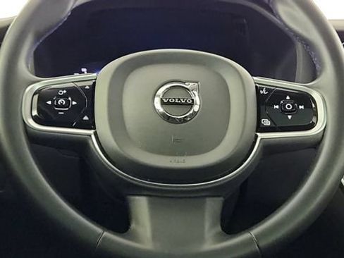 Certified 2023 Volvo XC60 B5 Plus w/ Protection Package Premier FWD image 24