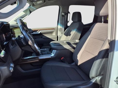 Used 2022 GMC Sierra 1500 Elevation w/ LPO, Elevation Black Package image 22