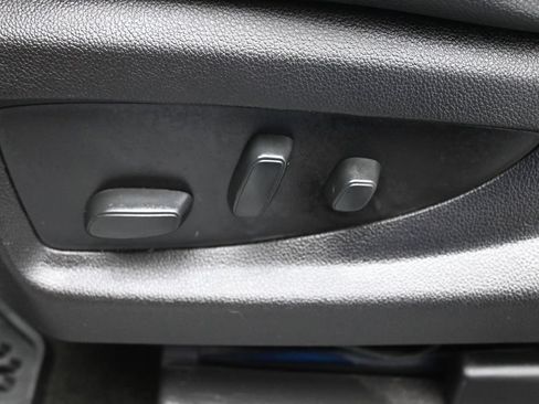 Used 2018 Chevrolet Silverado 1500 LTZ AWD/4WD image 10