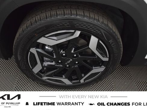 New 2026 Kia Seltos SX image 21