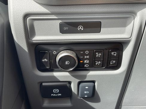 New 2025 Ford F150 Lariat w/ Equipment Group 502A High image 16