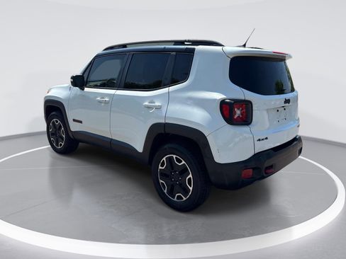 Used 2016 Jeep Renegade Trailhawk w/ Popular Equipment Group image 6
