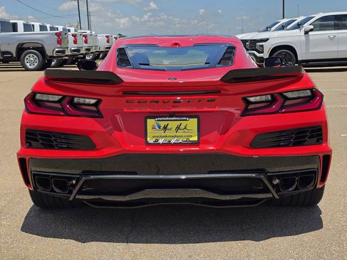 Used 2025 Chevrolet Corvette E-Ray AWD/4WD image 6