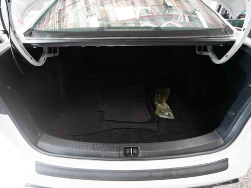 Used 2024 Toyota Corolla SE FWD image 27