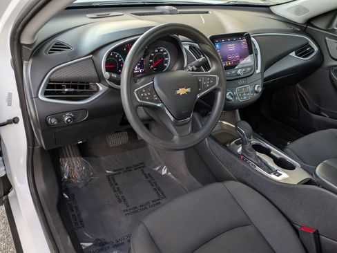 Used 2023 Chevrolet Malibu LT image 12