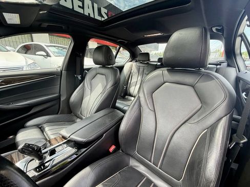 Used 2018 BMW 540i RWD image 11