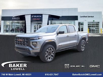 New 2025 GMC Canyon AT4 w/ Nightfall Edition