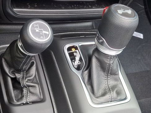 New 2025 Jeep Wrangler Sport S image 9