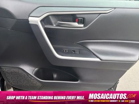 Used 2021 Toyota RAV4 XLE AWD/4WD image 9