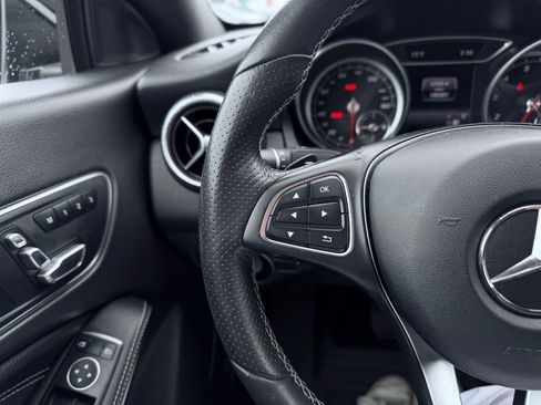 Used 2018 Mercedes-Benz CLA 250 4MATIC image 27