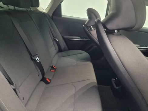 Used 2025 Kia K4 FWD image 19