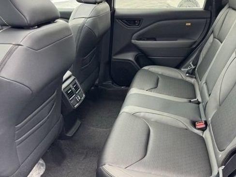 Certified 2026 Subaru Forester Wilderness w/ Wilderness Package AWD/4WD image 13