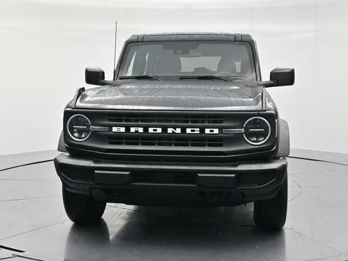 Used 2025 Ford Bronco 4-Door AWD/4WD image 2
