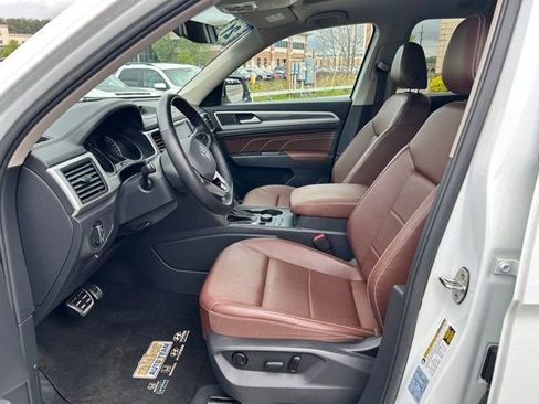 Used 2021 Volkswagen Atlas SE w/ Panoramic Sunroof Package AWD/4WD image 5