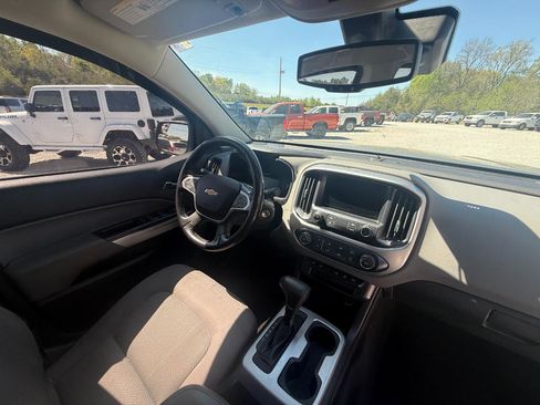 Used 2019 Chevrolet Colorado LT w/ LT Convenience Package image 7