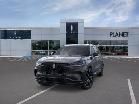 New 2026 Lincoln Aviator Black Label w/ Jet Appearance Package AWD/4WD image 2