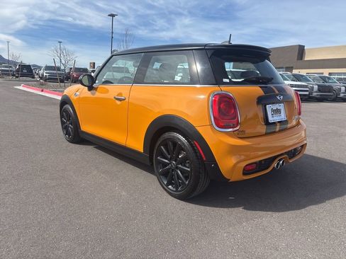 Used 2018 MINI Cooper S image 6