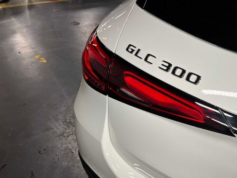 New 2026 Mercedes-Benz GLC 300 4MATIC image 14
