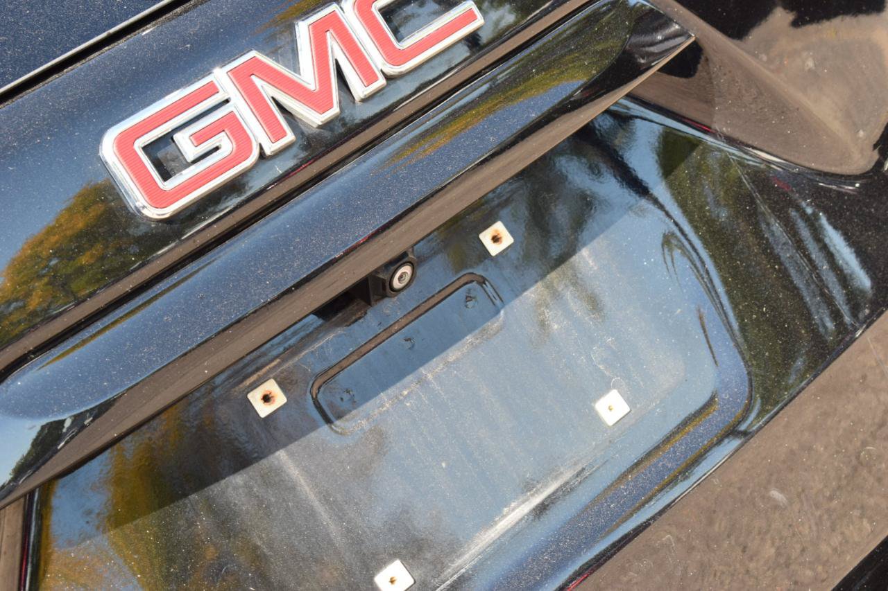 Used 2020 GMC Terrain SLT w/ Preferred Package FWD image 16